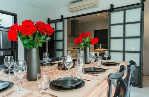 Bang Na Villa | 2000 m² Villa ∙ 10 bedrooms ∙ 40 guests