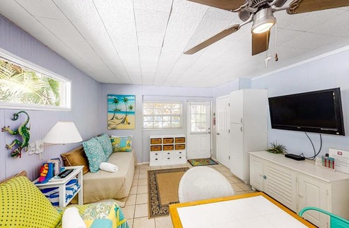 Anna Maria Apartment | 21 Palms Unit B