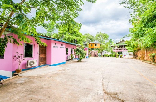 Sangkhla Buri Resort | 25 m² Resort ∙ 6 guests