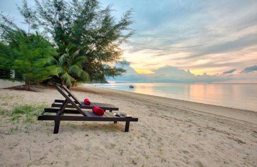 Bang Po Resort | 250 m² Resort ∙ 4 bedrooms ∙ 9 guests