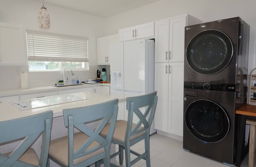 Punaluu House | 2Bed Beach Front Home