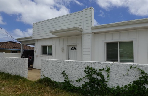 Punaluu House | 2Bed Beach Front Home