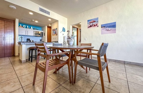 Centro - Supmza 001 Condo | 2BR Beachfront Suite w/Ocean View & Balcony