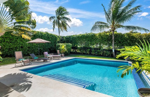 Sunset Crest House | 3 Bed, 3 Bath with pool and beach access in Sunset Crest.