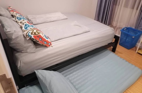 Pathum Thani House | 3-bedroom 3-bathroom townhome in the Suburbs of Bangkok with Club Pool&Gym