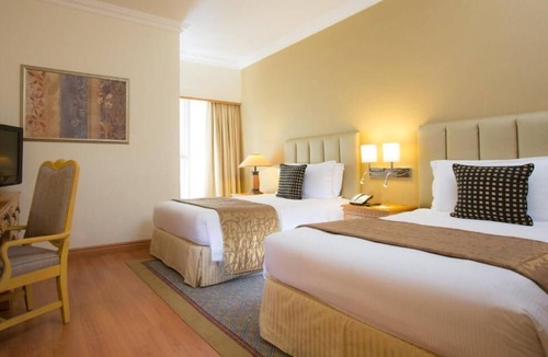 Trade Center House | 3 Bedroom Apartment Near World Trade Centre