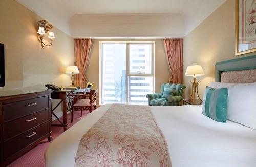Trade Center House | 3 Bedroom Apartment Near World Trade Centre