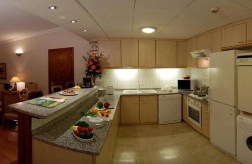 Trade Center House | 3 Bedroom Near World Trade Centre