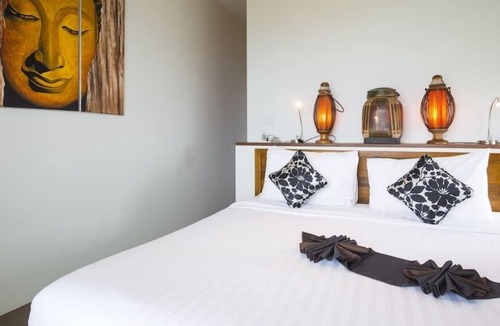 Mae Nam Villa | 3 Bedroom Panoramic Sea View Villa Angthong Hills