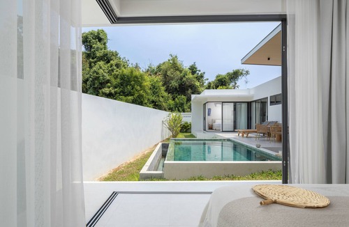 Maret Villa | 3 Bedroom Spa Pool Villa Near Beach in Tropical Paradise Lamai, Ko Samui