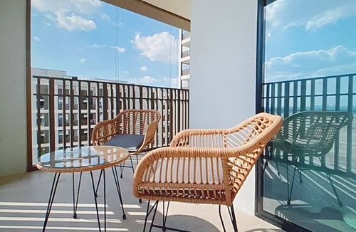 Dubai Apartment | 3 Bedrooms with Luxury Interior