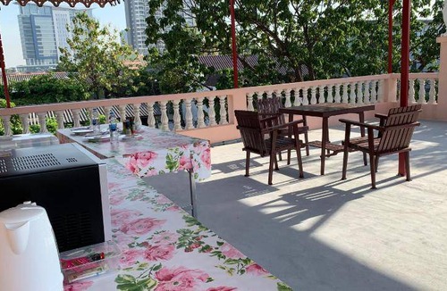 Bang Phlat House | 30 m² House ∙ 2 guests