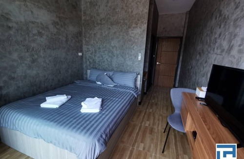 Hat Chao Samran Hotel | 33 m² Hotel ∙ 3 guests