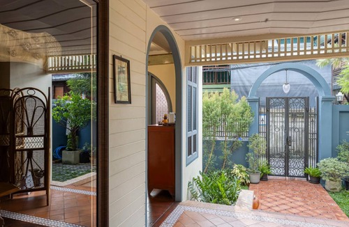 Khao San Bed & Breakfast | 350 m² Bed and breakfast ∙ 6 bedrooms ∙ 13 guests