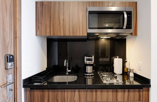 Cuauhtemoc Apartment | 37th-Floor Studio with Skyline & Reforma Views