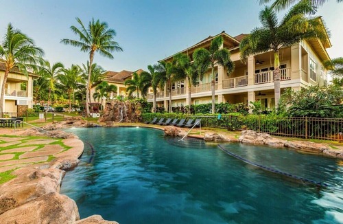 Poipu Villa | 3BR I Poolside Ground-Floor Villa |Walk to Beach|Hot Tub