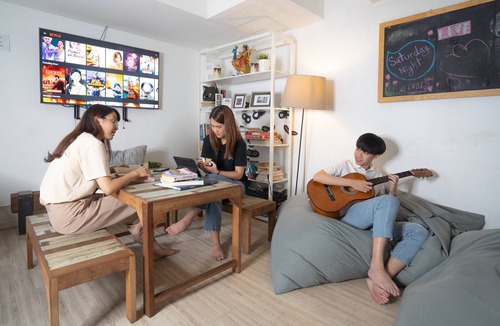 Khlong Toei Nuea Hostel | 3Howw Hostel at Sukhumvit 21