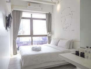 Khlong Toei Nuea Hostel | 3Howw Hostel @ Sukhumvit 21