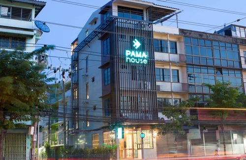 Bang Lamphu Lang Hostel | 40 m² Hostel ∙ 2 bedrooms ∙ 127 guests