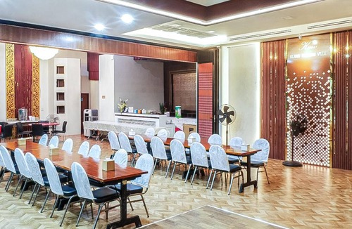 Uthai Thani Hotel | 40 m² Hotel ∙ 4 guests