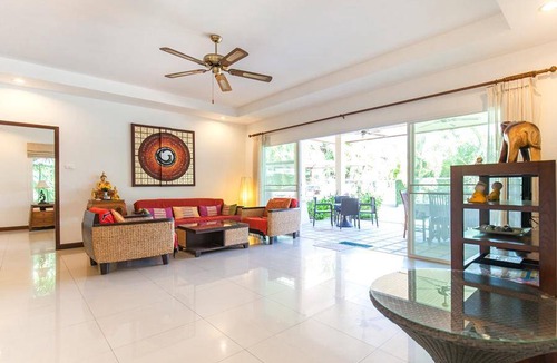 Ban Saiyuan Villa | 400 m² Villa ∙ 2 bedrooms ∙ 4 guests