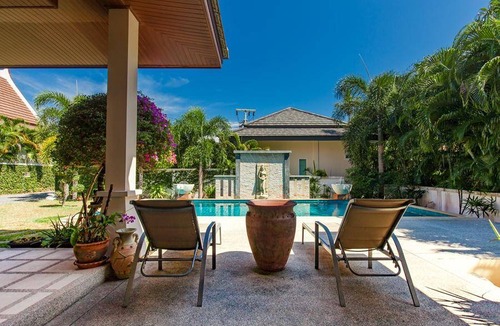 Ban Saiyuan Villa | 400 m² Villa ∙ 2 bedrooms ∙ 4 guests