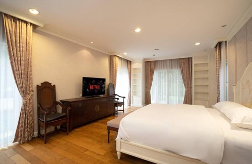 Nong Prue Villa | 400 m² Villa ∙ 3 bedrooms ∙ 10 guests