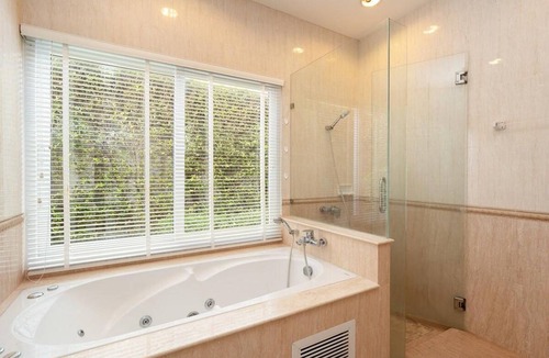Nong Prue Villa | 400 m² Villa ∙ 3 bedrooms ∙ 10 guests