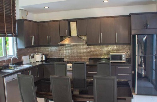 Na Chom Thian Villa | 400 m² Villa ∙ 5 bedrooms ∙ 10 guests