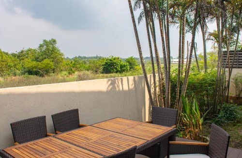 Na Chom Thian Villa | 400 m² Villa ∙ 5 bedrooms ∙ 10 guests