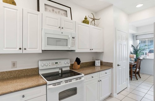 Naples Condo | #411 - First Floor, Sleeps 6 - Landscape View