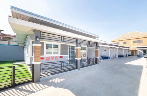 Nong Prue Hotel | 45 m² Hotel ∙ 2 guests