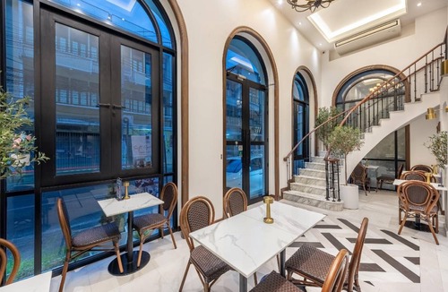 Samran Rat Hotel | 45 m² Hotel ∙ 4 guests