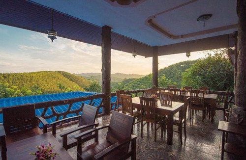 Sangkhla Buri Resort | 48 m² Resort ∙ 4 guests