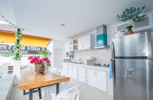 Pattaya House | 5 minutes to beach. Family 4- bedroom Pool Villa Jomtien Beach. Pattaya