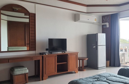 Noen Phra Condo | 5 Minutes to Moonlight Beach