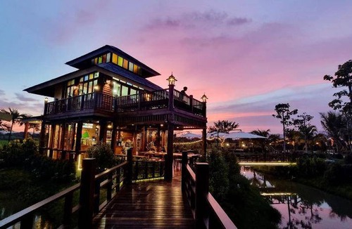 Cho Lae Hotel | 50 m² Hotel ∙ 3 guests
