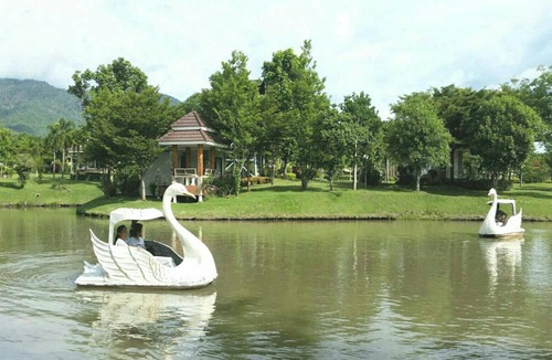 Suan Phueng Resort | 50 m² Resort ∙ 4 bedrooms ∙ 12 guests