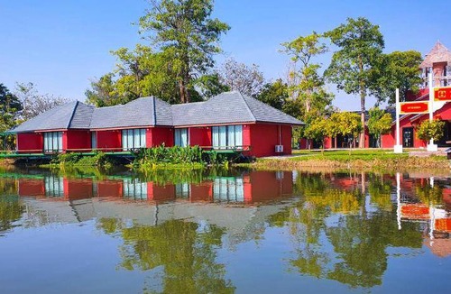 Kanchanaburi Resort | 56 m² Resort ∙ 4 guests
