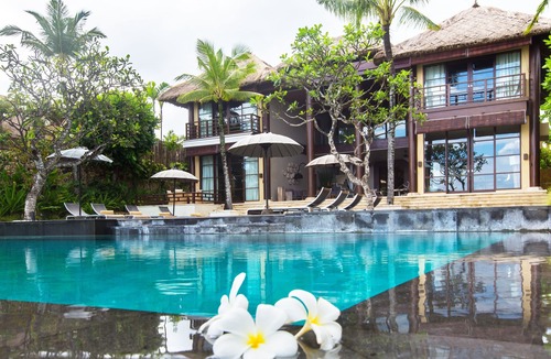 Munggu Villa | 5BR Beachfront Pool Villa Melissa in Pererenan