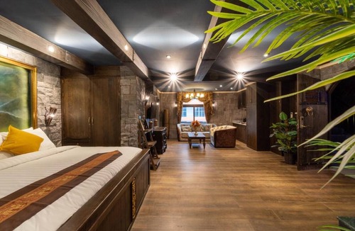 Pratumnak Hill Apartment | 600 m² Apartment ∙ 6 bedrooms ∙ 12 guests