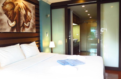 Patong House | 639 2 Bedroom Contemporary Teak Wood Patong Beach
