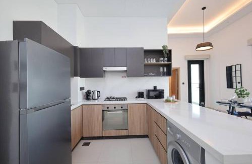 Jebel Ali Apartment | 7 By Aurora 110
