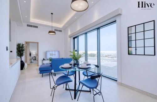 Jebel Ali Apartment | 7 by Aurora 211