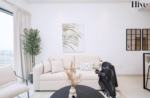 Jebel Ali Apartment | 7 By Aurora 307