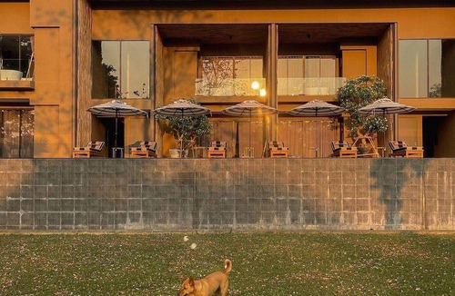 Kanchanaburi Hotel | 70 m² Hotel ∙ 4 guests