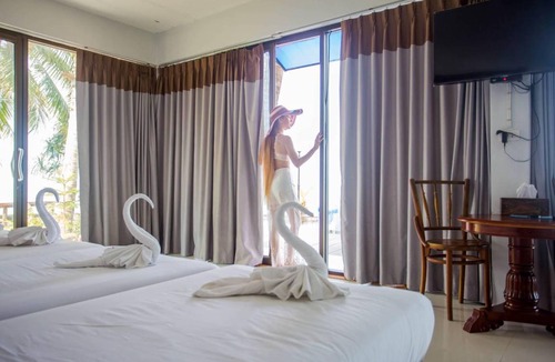 Bang Saphan Resort | 80 m² Resort ∙ 127 guests