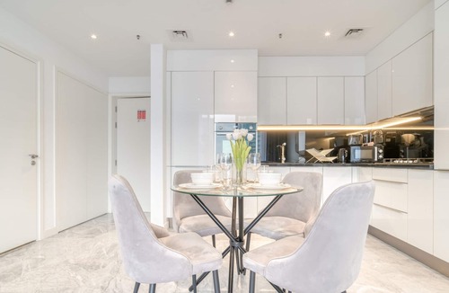 Downtown Dubai Apartment | 806, The Pad
