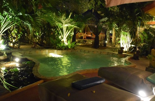 San Pu Loei House | #9 DIRECTLY BESIDE SALT WATER POOL - RELAXING, RESTORATIVE, QUIET