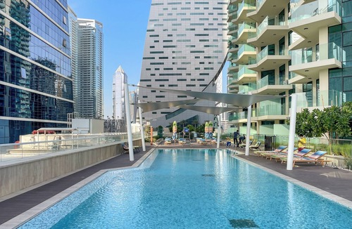 Business Bay Apartment | A-Living Elegant 1BR Apartment Near Dubai Mall & Burj Khalifa in Missoni Tower